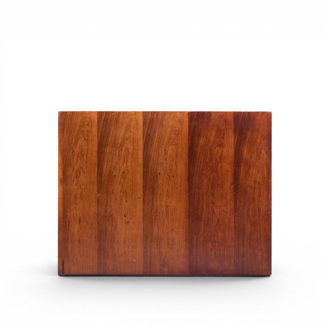 Dunbar Furniture Edward Wormley for Dunbar Mid Century Rosewood and Brass Executive Desk For Sale - Image 4 of 10