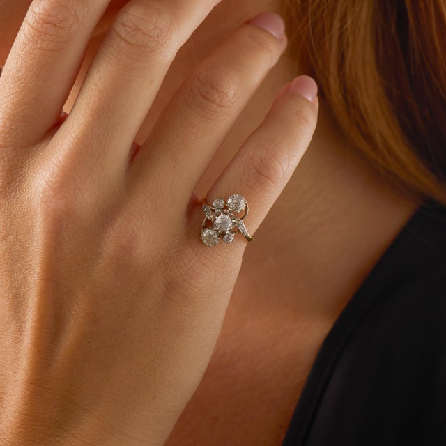 1910s 1910s Edwardian Diamond 18k Yellow Gold Platinum Ring, Size 5.5 For Sale - Image 5 of 7