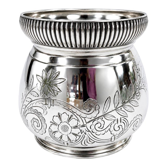 Antique Meriden Britannia Silver Plate Cachepot Engraved Victorian Jardiniere Vase Pattern No. 1952 | Art Nouveau Floral Repoussé | Mirror Finish For Sale