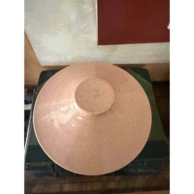 1950s Blush Speckled Mid Century Covered Casserole Dish Usa Stoneware For Sale - Image 9 of 11