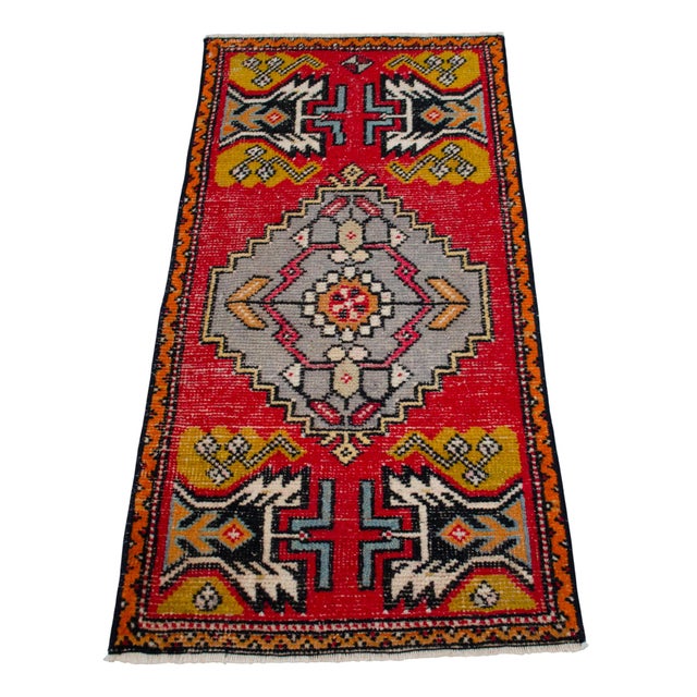 1970s 1970s Vintage Hand Knotted Small Turkish Rug, Entryway Decor, Bath Mat, Kitchen Bedside Rug 2x3 Ft Approx For Sale - Image 5 of 13