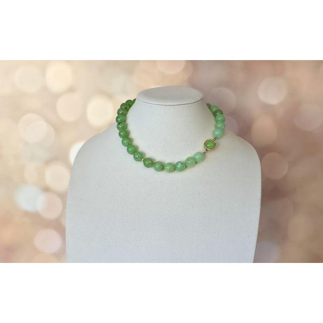 Green Australian Chrysoprase Beaded Necklace With Sterling Silver Chrysoprase Clasp For Sale - Image 8 of 12