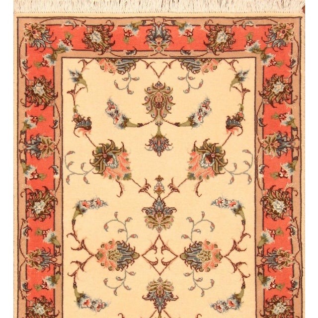 Hand-knotted oriental rug | Knot density: approx. 550.000 knots/m² | Material: 97% wool, 3% silk | Size: 120 cm x 72 cm |...