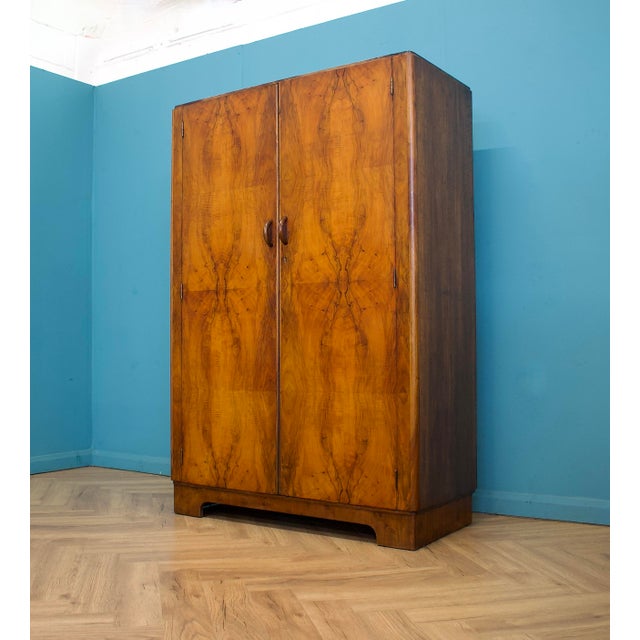 Art Deco Wardrobe in Walnut, 1930s For Sale - Image 3 of 10