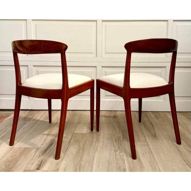 1960s Mid-Century Modern Sculptural Wood Dining Chairs – Pair For Sale - Image 10 of 15
