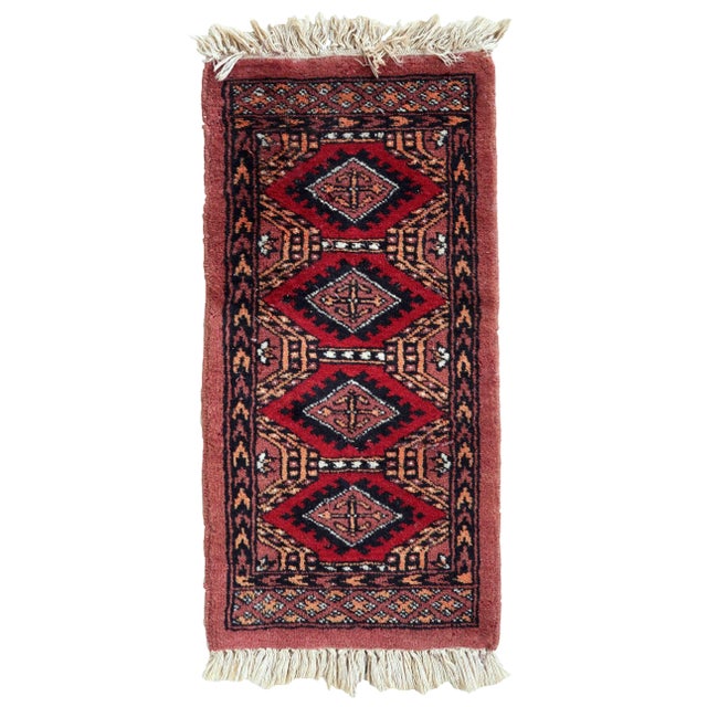 Red 1970s Handmade Vintage Pakistani Lahore Rug For Sale - Image 8 of 8