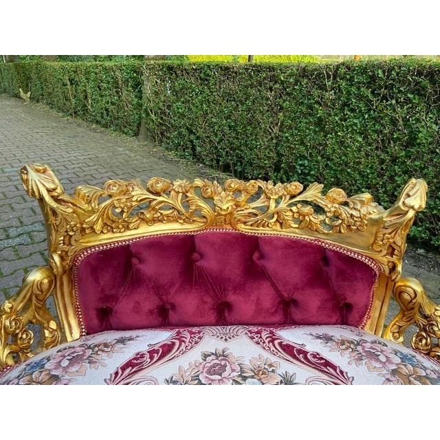 Late 20th French Louis XVI Gold Beech Red Velvet Settee For Sale - Image 10 of 14