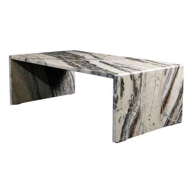 Leia Coffee Table in Traonyx by Manifeste For Sale