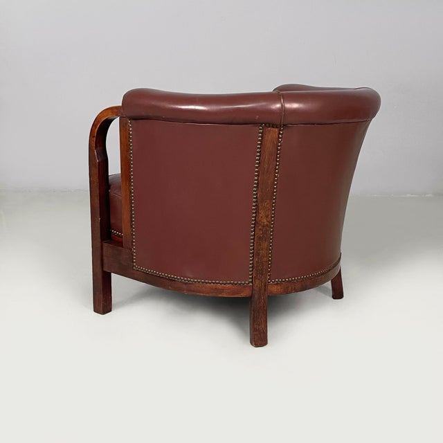Thonet Austrian Burgundy Leather and Wood Tub Armchairs from Thonet, Early 1900s, Set of 2 For Sale - Image 4 of 18