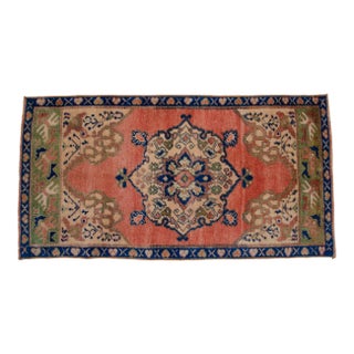 1960s Hand Knotted Small Turkish Rug Entryway Mat Bath Rug Kitchen Rug - 20'' X 39'' For Sale