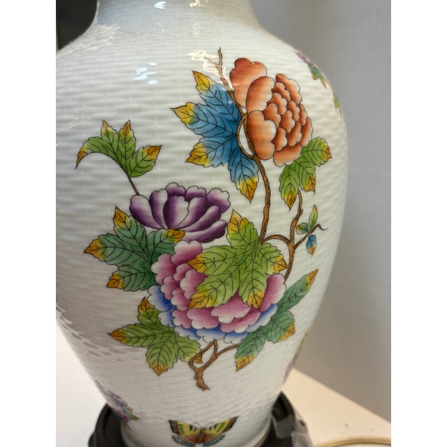 Description: Rare! Vintage Queen Victoria Herend Large Table Lamp. Fishscale Bieux Herend Flowers and Butterflies...