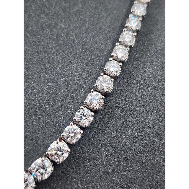 17.54 Ct Riviera Graduated Diamond Necklace - Platinum For Sale - Image 4 of 9