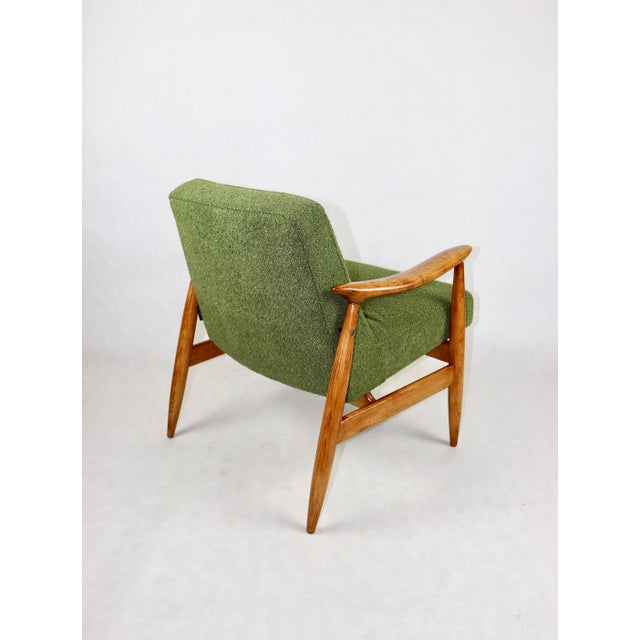 Vintage GFM 300-202 Armchair in Green Bouclé by J. Kedziorek, 1970s For Sale - Image 9 of 12
