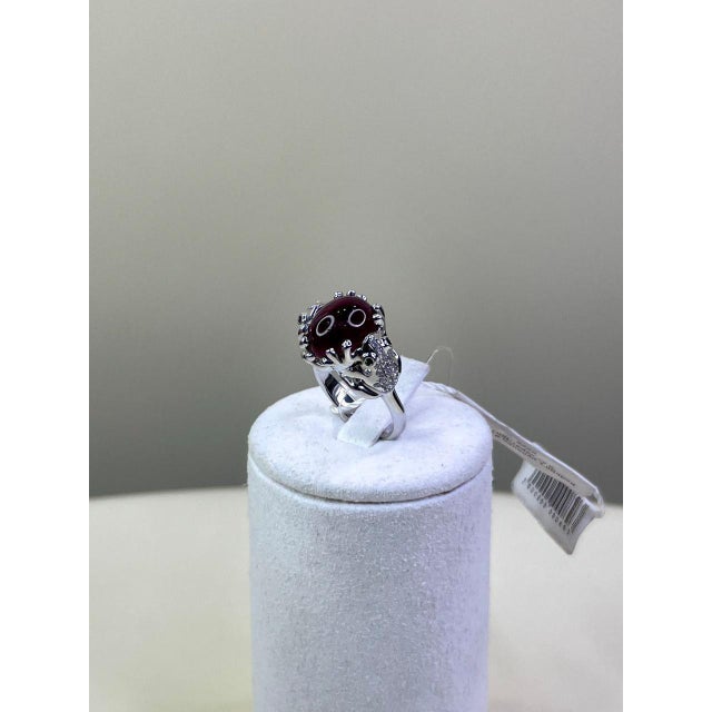 Early 21st Century Rubellite Pink Tourmaline Diamond Pave Double Frog 18 Karat White Gold Ring, Size 7 For Sale - Image 5 of 8