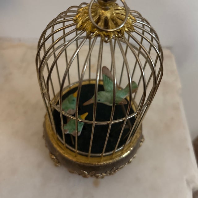 Figurative Vintage 1940s Brass and Ceramic Musical Bird Automaton by Westland Co. For Sale - Image 3 of 4