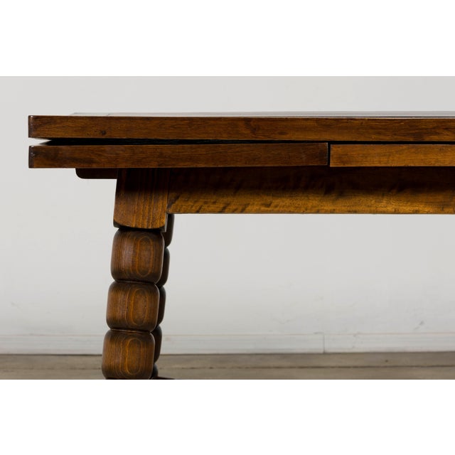 Late 19th Century English Jacobean Style Walnut Extendable Dining Table For Sale - Image 4 of 18