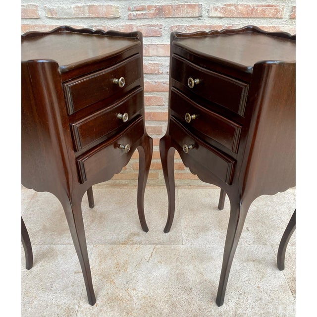 Early 20th Century Dark Oak Nightstands with Three Drawers, 1940s, Set of 2 For Sale - Image 13 of 18
