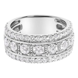 .925 Sterling Silver 2.0 Cttw Lab Grown Diamond Three-Row Pavé Band Ring - Size 7 For Sale