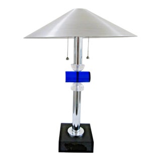 1970s Van Teal Mid-Century Modern Lucite, Chrome and Brushed Aluminum Table Lamp For Sale