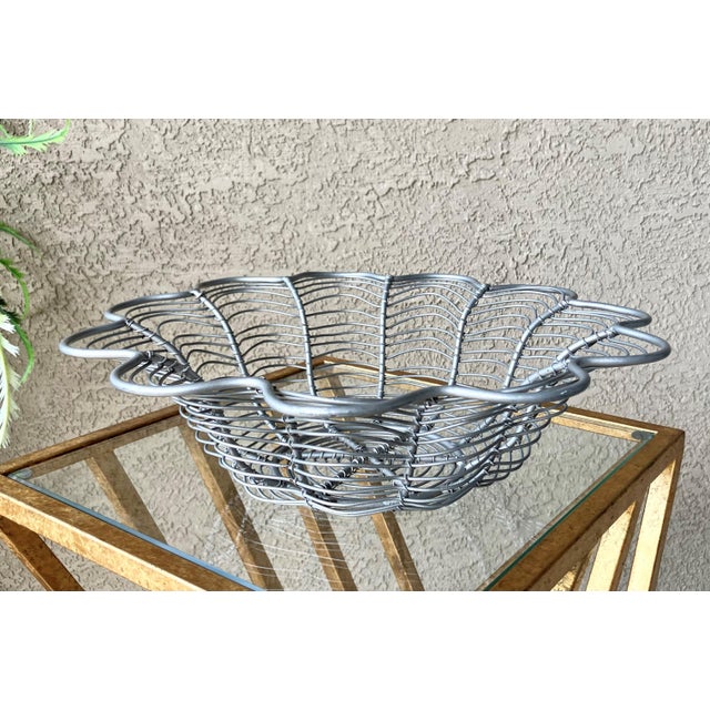 Late 20th-Century Industrial Chic Lotus Flower-Shaped Steel Wirework Centerpiece Bowl For Sale - Image 10 of 18
