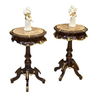 Classic Round Pedestal Side Table With Marble Top, Solid Wood & Hand-Gilded Gold Leaf Details For Sale