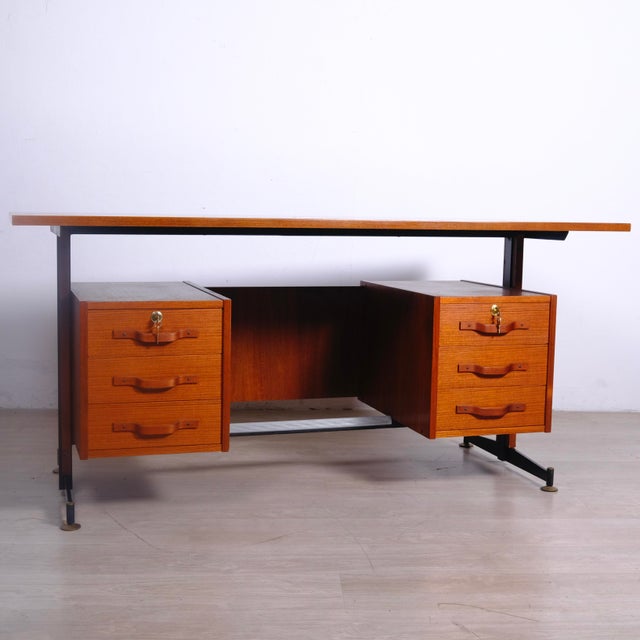 Mid-Century Modern Scandinavian Modern Desk, 1960s For Sale - Image 3 of 18