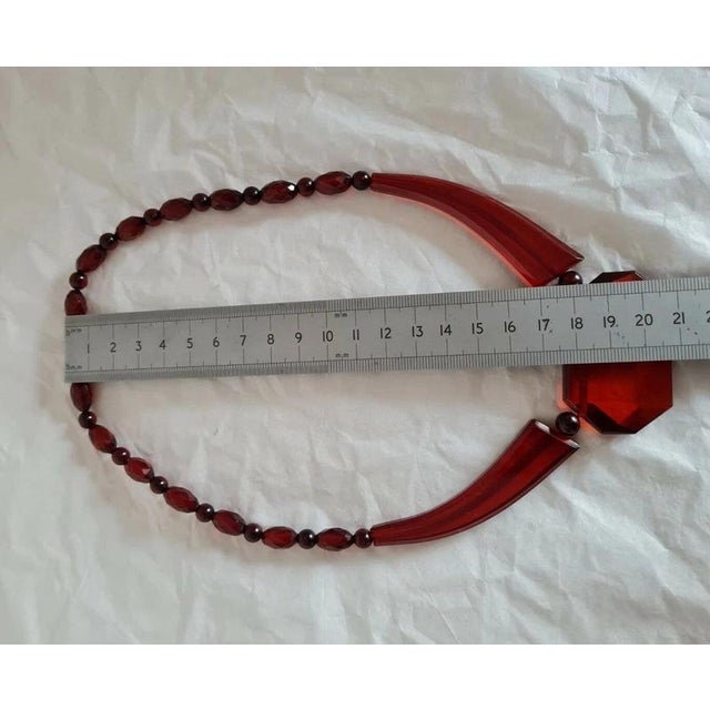 Antique Art Deco Cherry Amber Bakelite Bead Necklace, 1920 For Sale - Image 12 of 14