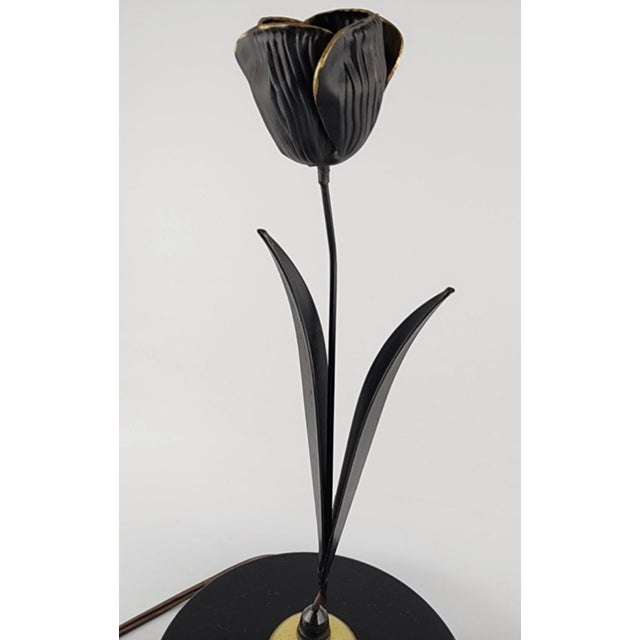 Mid Century Brass Desk Lamp in Black Finish - Center Tulip Flower Motif For Sale In New York - Image 6 of 12