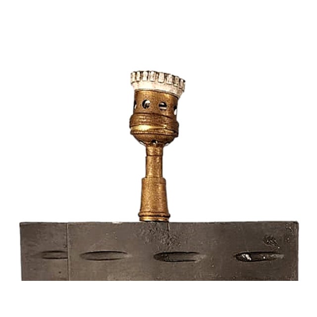 Metal Pair of Jean-Michel Frank's Iron Design Table Lamps for Argentine Company Comte S.A., Circa 1938 For Sale - Image 7 of 9