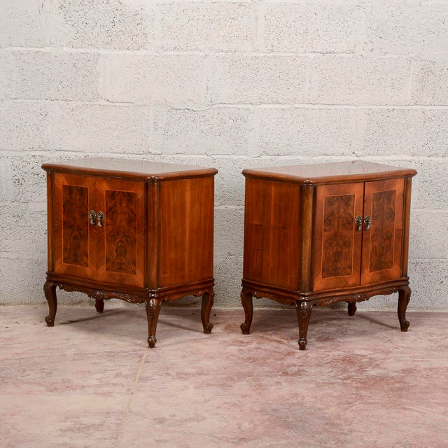 Mid-Century Walnut-Veneered Nightstands, Set of 2 For Sale - Image 16 of 18