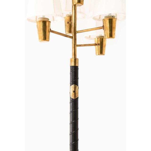 Hans Bergström Scandinavian Modern Floor Lamp in Brass, Leather and Linen attributed to Hans Bergström, 1940s For Sale - Image 4 of 10