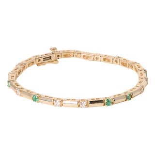 Vintage 14k Gold 1.2 Carats Emerald and Diamond Line Bracelet For Sale