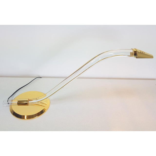 Brass and Acrylic Cobra Desk Lamp from Grupo Mci For Sale - Image 16 of 17