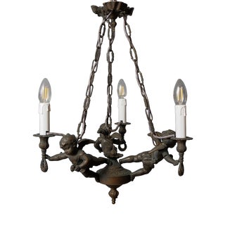 Baroque Chandelier with Putia For Sale