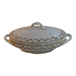 Antique 1904s Schwarzburg Rudolstadt Austria, Straus & Sohne Manufacturer, Porcelain Covered Casserole Serving Dish Floral Design