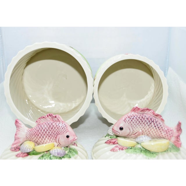 1980s Fitz & Floyd Majolica Under the Sea Fish, Clams and Asparagus Jar Canister Set - 2 Pieces For Sale In Palm Springs - Image 6 of 12