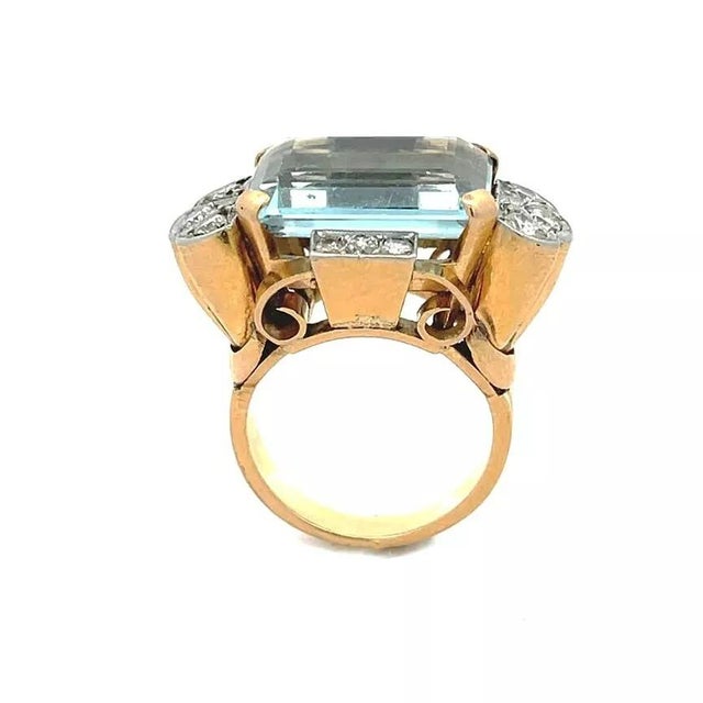 Contemporary Diamond Aquamarine Platinum Gold Floral Design Retro Estate Ring For Sale - Image 3 of 7