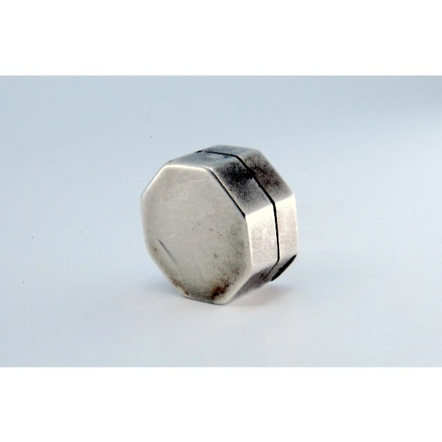 Octagonal Silver and Gold Vinaigrette Box For Sale - Image 3 of 11