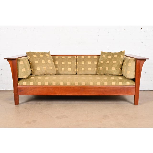 Stickley Mission Arts and Crafts Cherry Wood Settle Sofa For Sale - Image 12 of 12