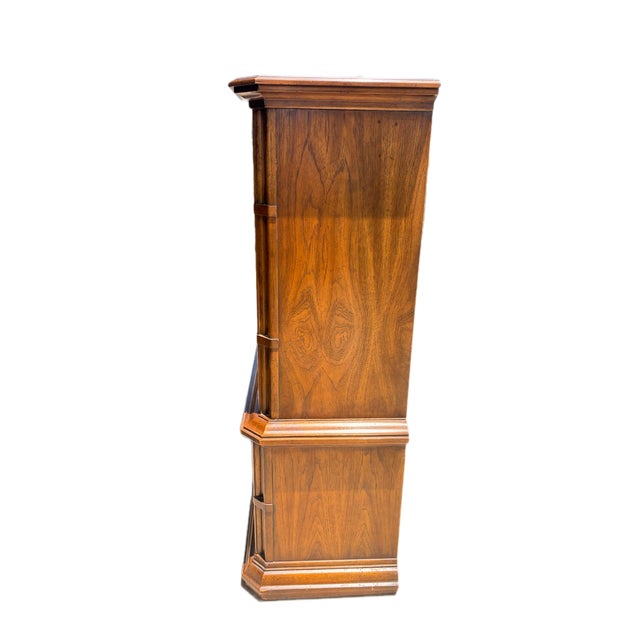 Authentic Drexel Heritage Talavera Walnut Gentleman's Chest | Entertainment Cabinet | Dry Bar | Model 431-420 c.1977 For Sale In Phoenix - Image 6 of 9