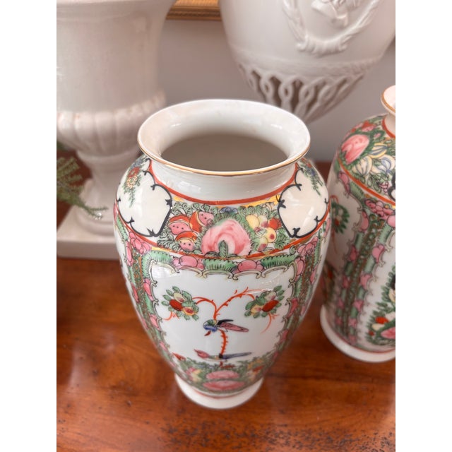 Mid Twentieth Century Chinese Famille Rose Medallion Matched Pair of 9.75” Vases For Sale - Image 4 of 8