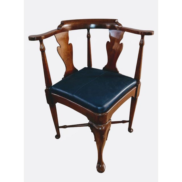 Hickory Furniture 1950s Queen Anne Corner Chairs With Leather Upholstery by Hickory Chairs For Sale - Image 4 of 9