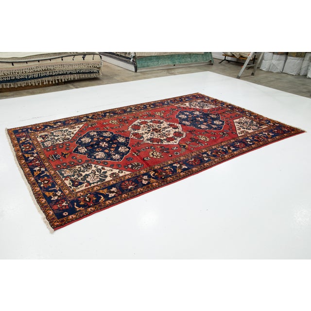 Persian Hand-Knotted Shiraz Wool Rug in Red With Floral Design For Sale - Image 3 of 8