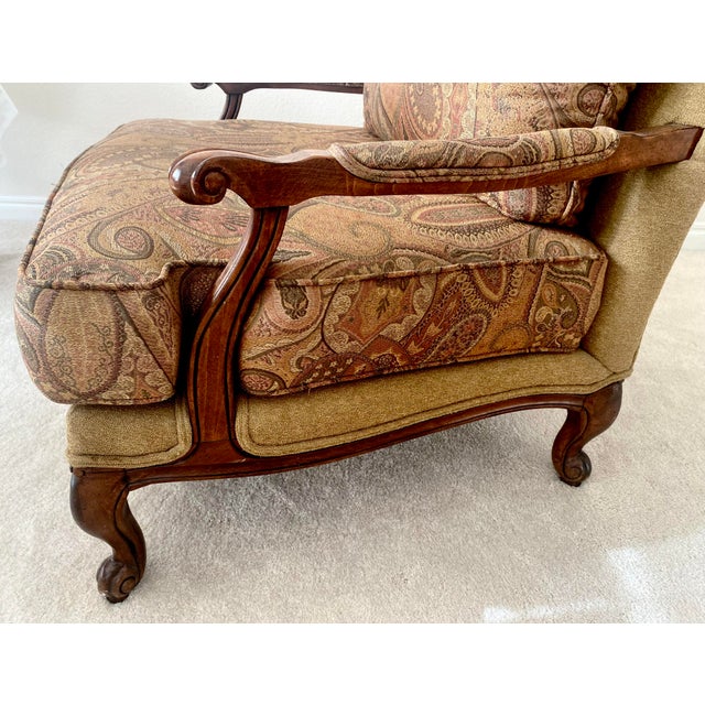 Ethan Allen Bergere French Louis XV Harris Chair With Ottoman Late 20th Century Excellent Condition For Sale - Image 12 of 18