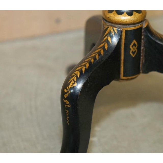 Antique Victorian Chinese Chinoiserie Lacquered Table, 1880 For Sale - Image 11 of 17