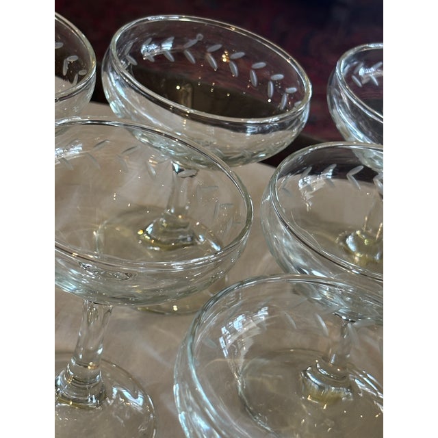 Vintage 1960s Etched Glass Champagne Coupes Set of 6 For Sale In Saint Louis - Image 6 of 6