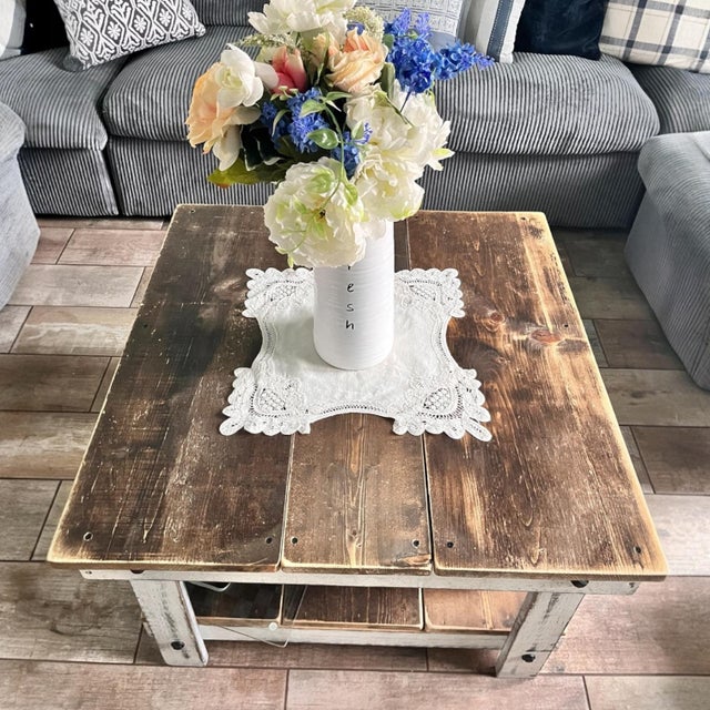This is a beautiful, exquisite vintage piece. Presumed to be from the late 19th or early 20th century. It can be multi-...