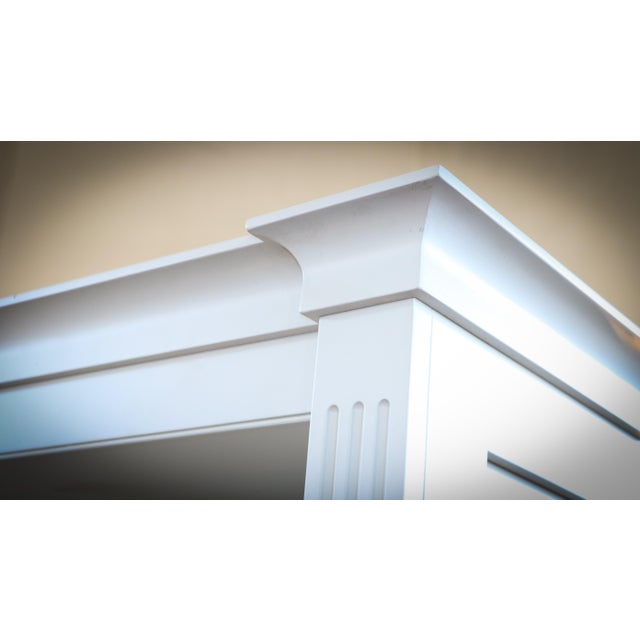 Kitchen Dresser Cabinet in Painted Pine from Laura Ashley, 2010s For Sale - Image 6 of 18