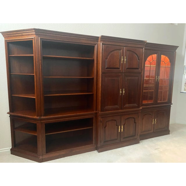 Pennsylvania House Cherry Wood Lighted Etagere/Display/Wall Unit With Cabinet With Doors 5 Piece Excellent Condition. For Sale In Denver - Image 6 of 15