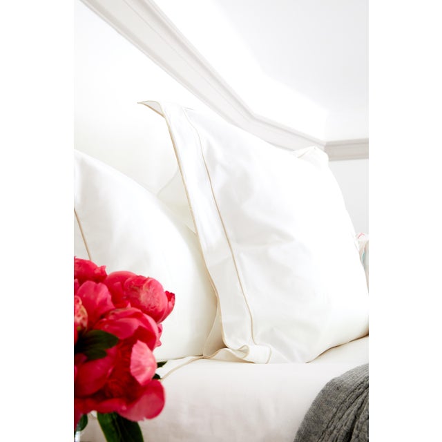 Salerno Bedding King Duvet Cover in White/Grey For Sale - Image 4 of 5